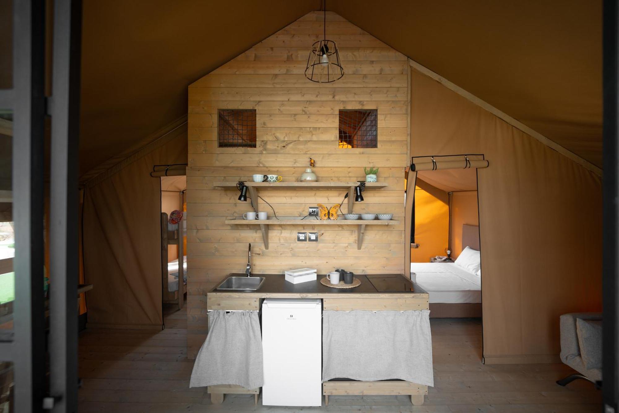 Agriglamping Butterfly House Sardegna Hotel ออลเมโด ภายนอก รูปภาพ