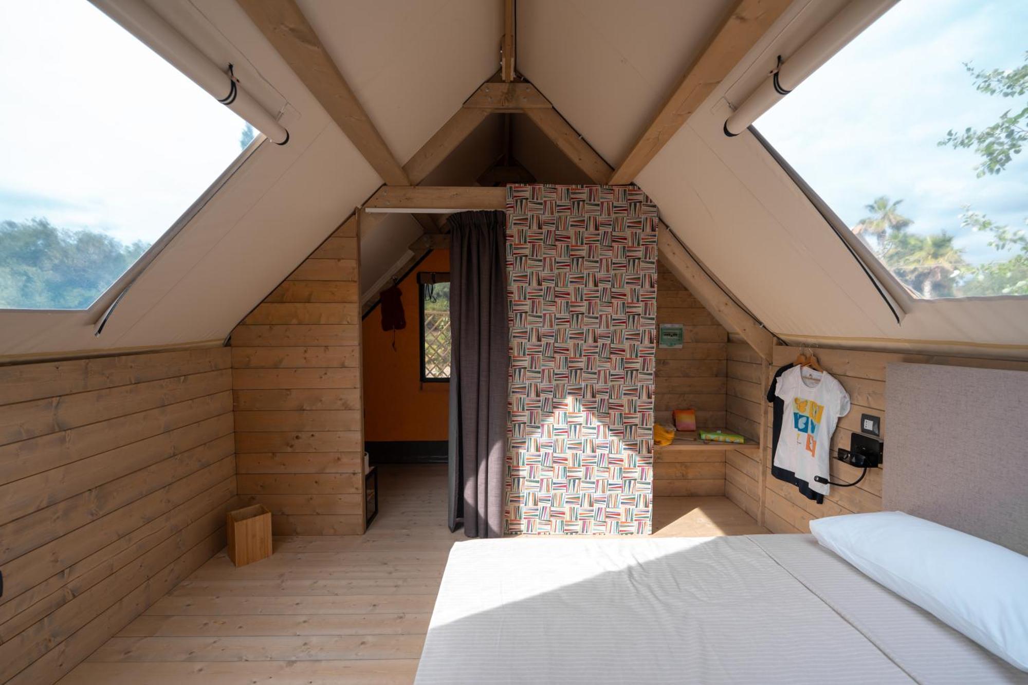 Agriglamping Butterfly House Sardegna Hotel ออลเมโด ภายนอก รูปภาพ